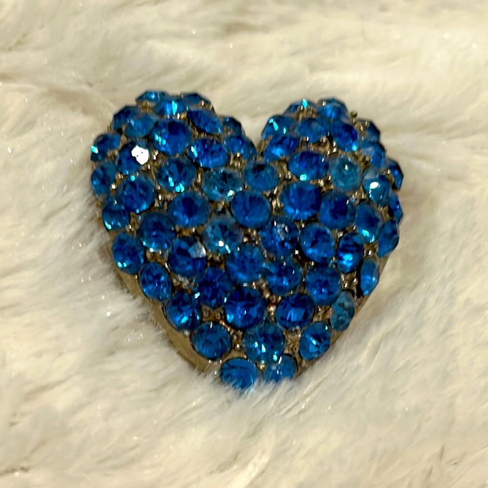 Sparkling Vintage Blue Swarovski Crystal Heart Brooch w Silver backing